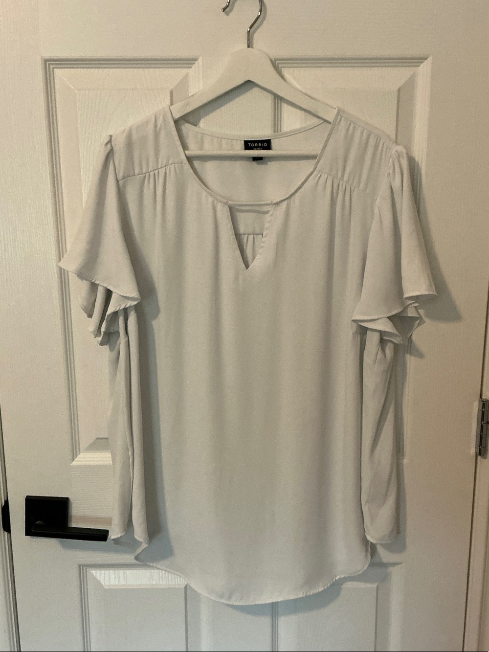 torrid White Flutter Sleeve Notch-Neck Blouse